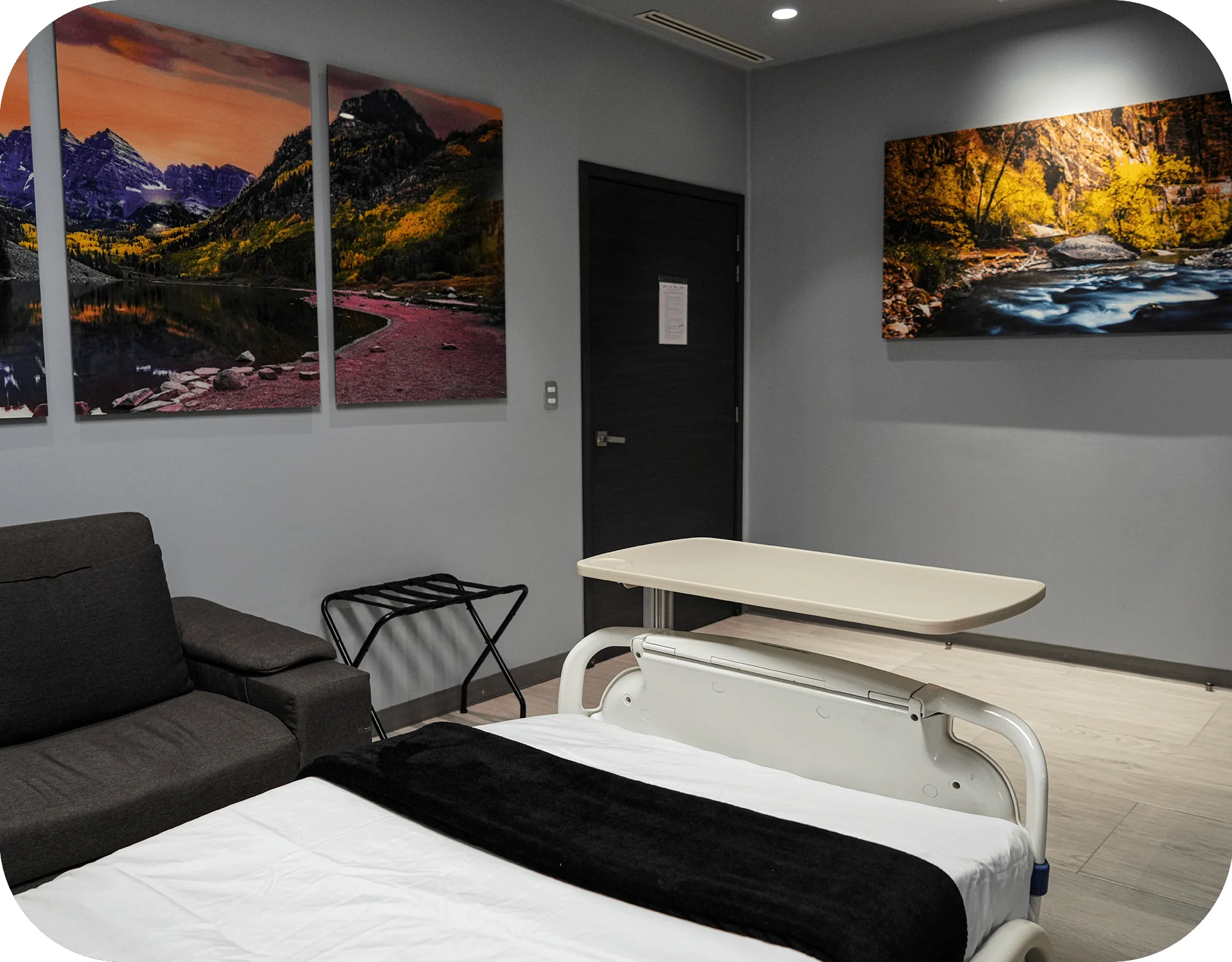 Recovery suite privada de Zafir Medical Center para recuperación postoperatoria